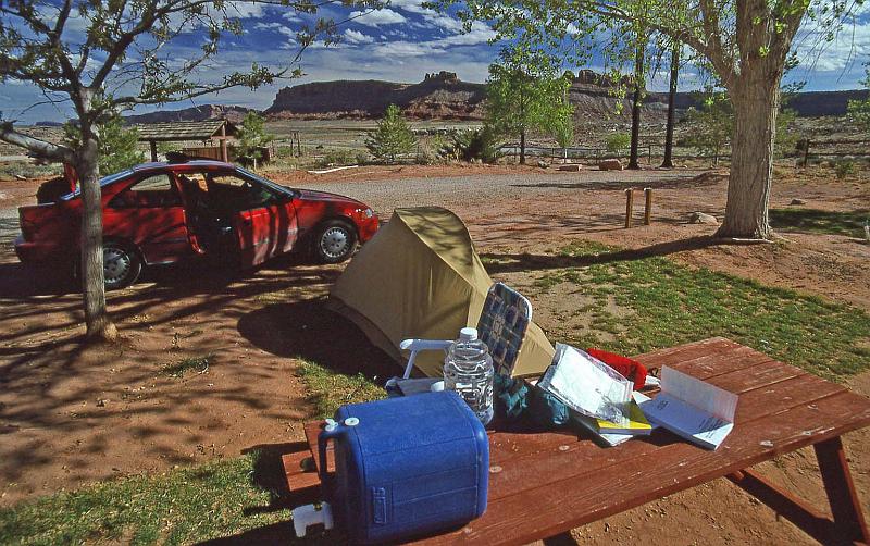 1996-04 Utah Trip 226 Camp.jpg